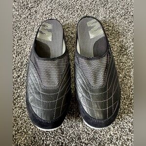 Merrell Women's Phoenicia Black/White Leather Comfort Mules Size 7